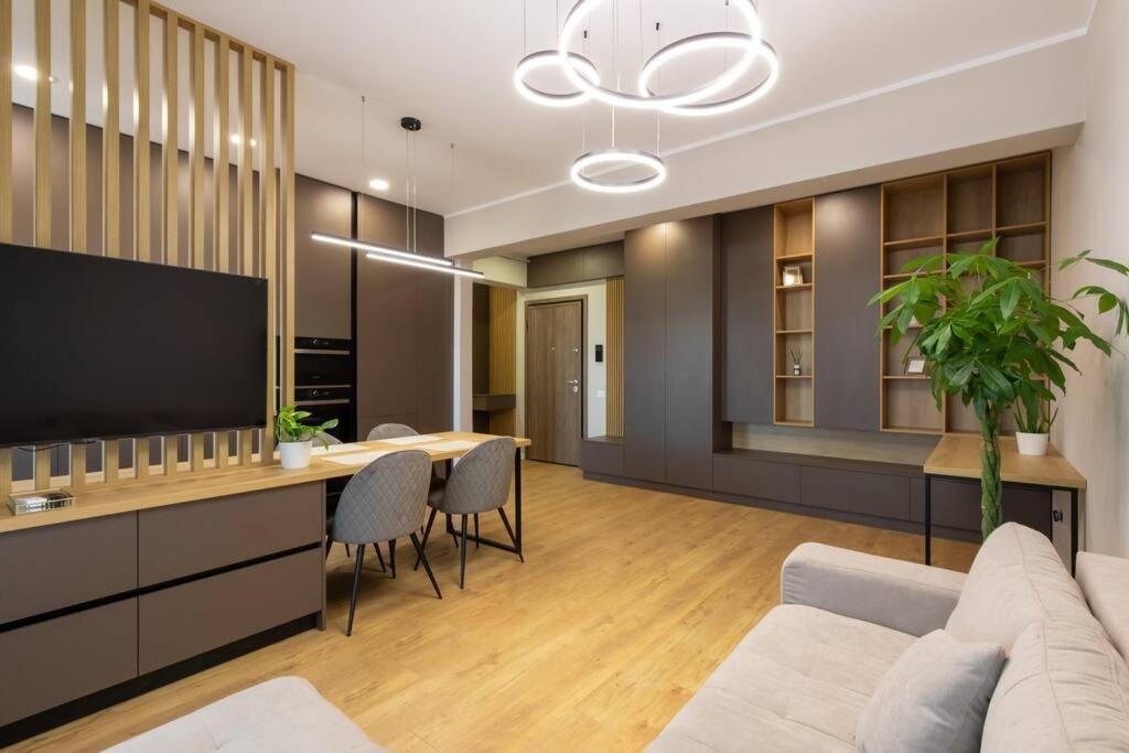 Elegant 2 Bedroom Retreat Bucarest Extérieur photo
